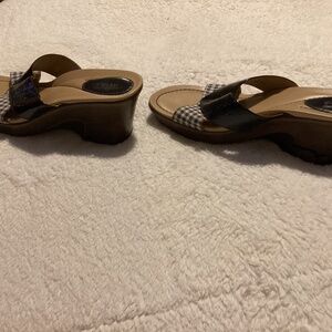Dansko Neve Patent Leather Ginham Sandals Size 10.5-11